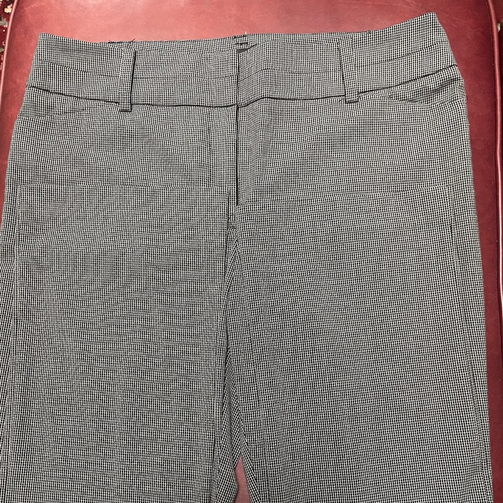 NEW YORK & CO 7th Avenue check pant NWOT